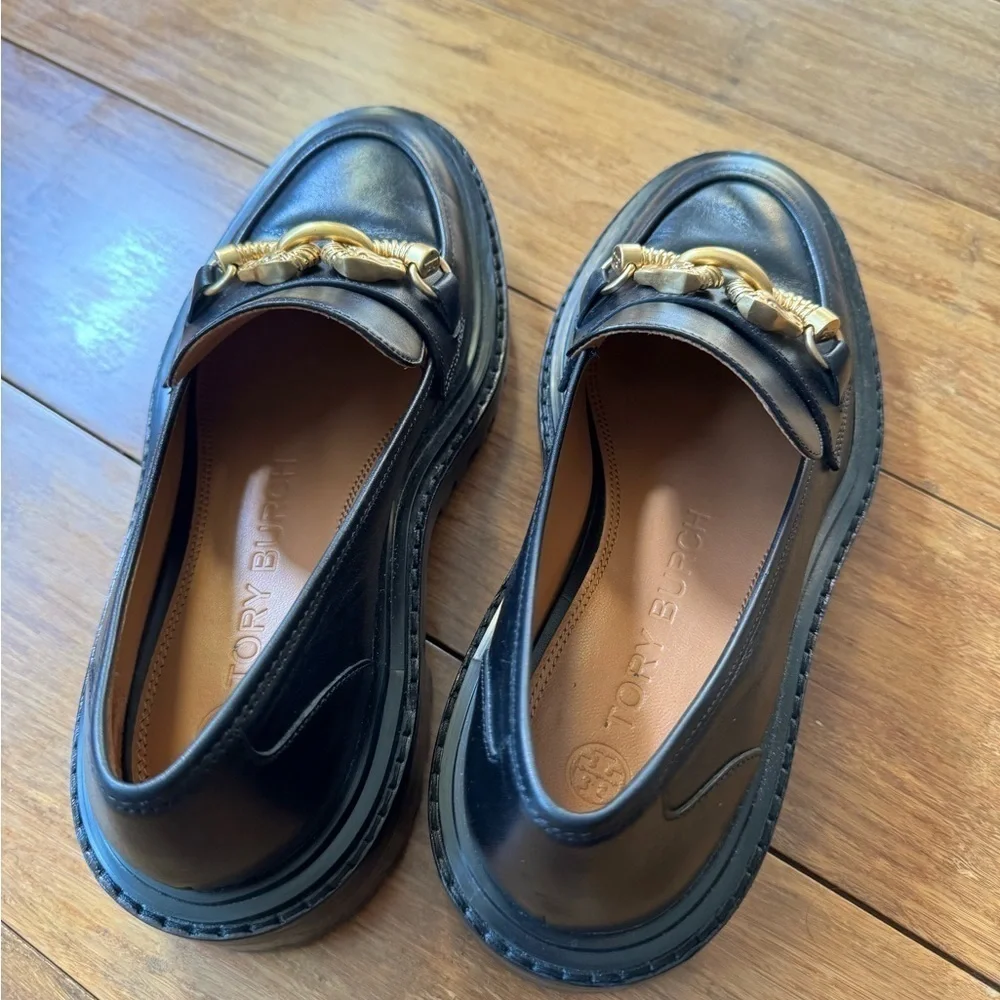 Tory Burch Jessa Lug Sole Loafers – Black Leather, Gold Horsebit, Size 7